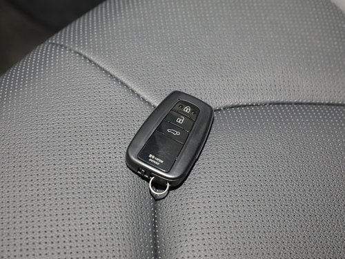 2022款 汉兰达 双擎 2.5L 四驱至尊版 7座