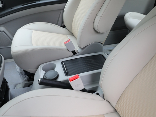 2021款 瑞风M4 2.0L 手动商务版