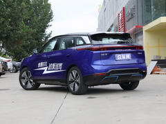 2020款 奔腾E01 空间曲率型