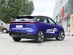 2020款 奔腾E01 空间曲率型