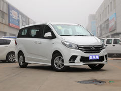 2022款 上汽大通 G10 2.0T 手动超值版 汽油 7座