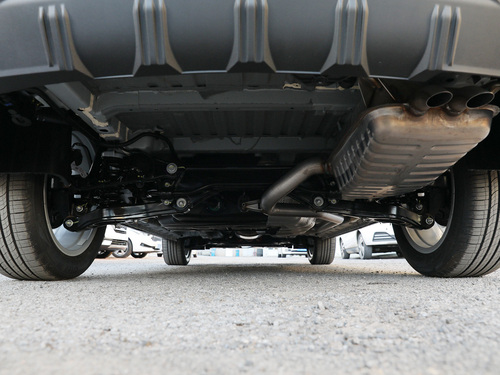 2022款 长安欧尚X7 PLUS 1.5T 蓝鲸自动尊享型