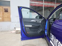 2020款 奔腾E01 空间曲率型