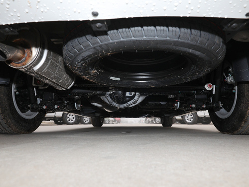 2022款 上汽大通 G10 2.0T 手动超值版 汽油 7座