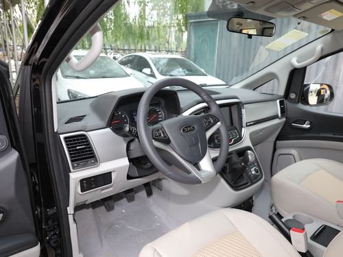 2021款 瑞风M4 2.0L 手动商务版