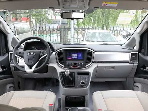 2021款 瑞风M4 2.0L 手动商务版