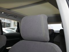 2020款 奔腾E01 空间曲率型