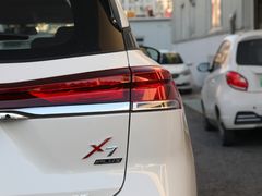 2022款 长安欧尚X7 PLUS 1.5T 蓝鲸自动尊享型