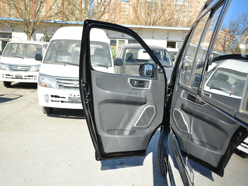 2021款 金杯海狮王 2.0L城运王系列畅运型高顶6座1TZS