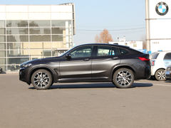2022款 宝马X4 xDrive 30i M运动套装