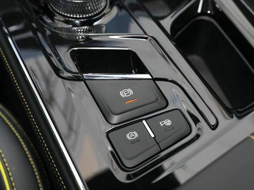 2020款 奔腾E01 空间曲率型