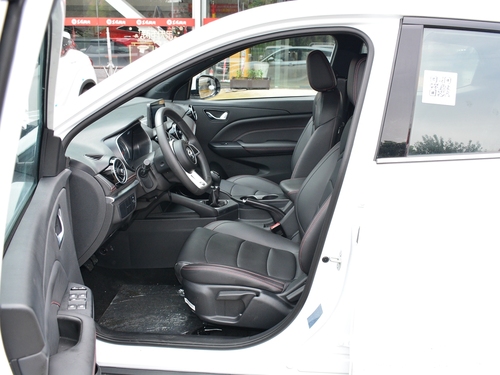 2022款 风光500 1.5L 手动悦享型