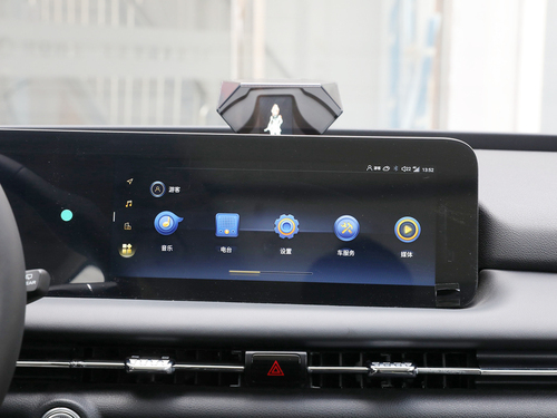 2020款 奔腾E01 空间曲率型