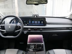 2020款 奔腾E01 空间曲率型