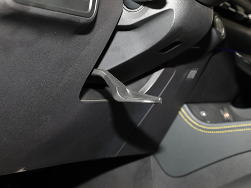 2020款 奔腾E01 空间曲率型