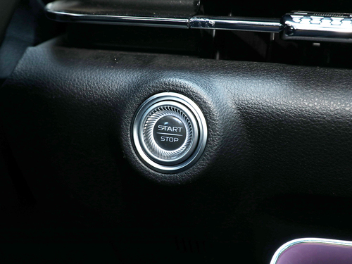 2020款 奔腾E01 空间曲率型