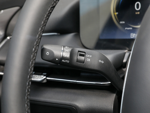 2020款 奔腾E01 空间曲率型