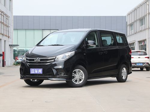 2021款 上汽大通G10 2.0T 自动智享版 汽油 7座