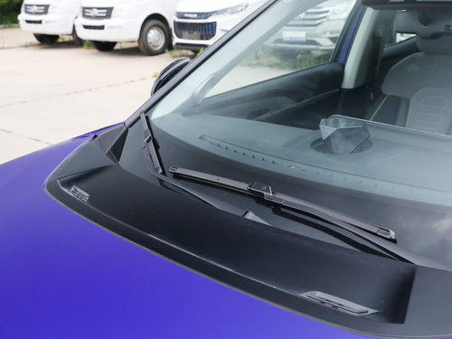 2020款 奔腾E01 空间曲率型