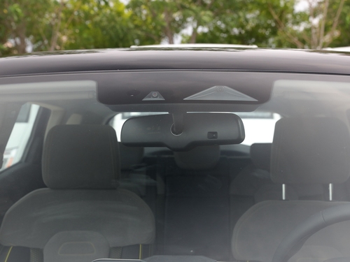 2020款 奔腾E01 空间曲率型