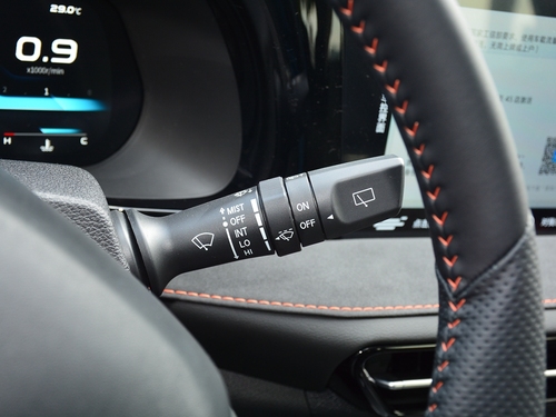 2022款 长安欧尚X7 PLUS 1.5T 蓝鲸版自动Geeker领航型