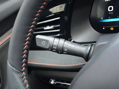 2022款 长安欧尚X7 PLUS 1.5T 蓝鲸版自动Geeker领航型