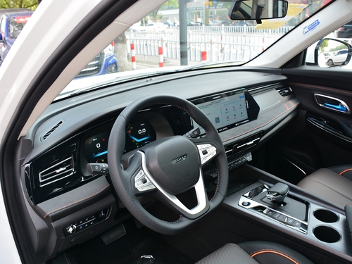 2022款 长安欧尚X7 PLUS 1.5T 蓝鲸版自动Geeker领航型