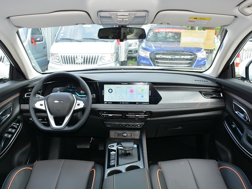 2022款 长安欧尚X7 PLUS 1.5T 蓝鲸版自动Geeker领航型