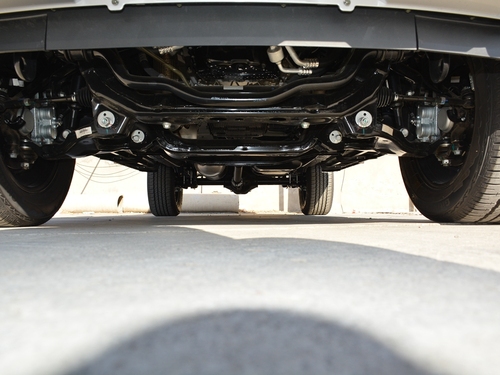 2021款 大将军 2.0T装甲大将军自动两驱休闲版尊享型标箱4G20TI5