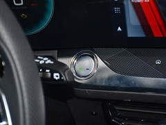 2022款 荣威RX5 MAX 330TGI 自动有为尊贵版