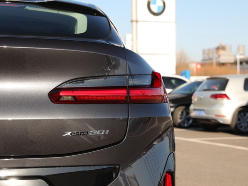 2022款 宝马X4 xDrive 30i M运动套装