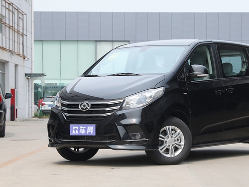 2021款 上汽大通G10 2.0T 自动智享版 汽油 7座