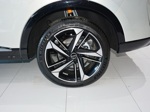 2022款 荣威RX5 MAX 330TGI 自动有为尊贵版