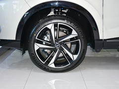 2022款 荣威RX5 MAX 330TGI 自动有为尊贵版