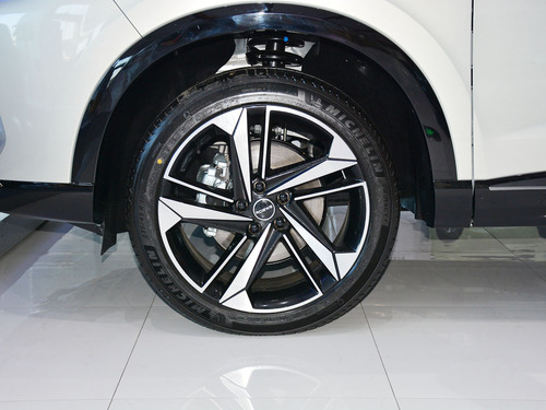 2022款 荣威RX5 MAX 330TGI 自动有为尊贵版