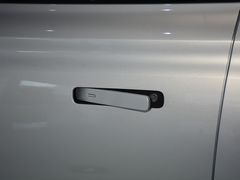 2022款 荣威RX5 MAX 330TGI 自动有为尊贵版