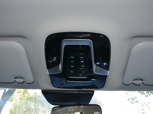 2022款 思皓X8 大圣版 300T DCT悟空型 7座