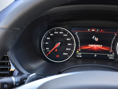 2021款 大将军 2.0T野战大将军自动两驱运动版尊享型标箱4G20TI5