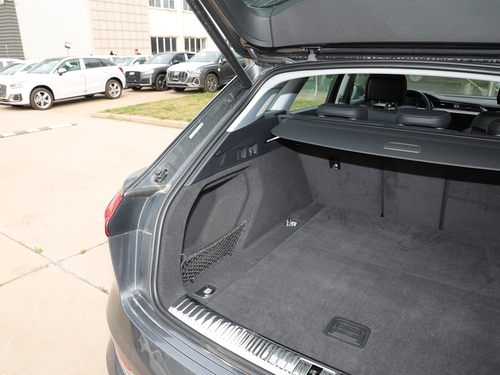 2021款 奥迪e-tron 50 quattro 臻选型