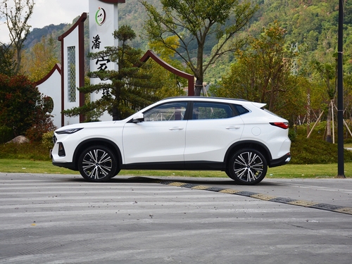 2021款 长安欧尚X5 1.5T DCT尊贵型