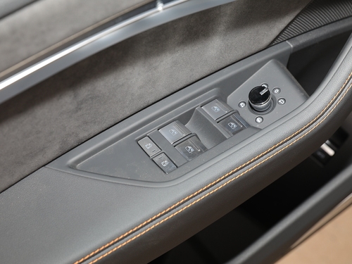 2021款 奥迪e-tron 50 quattro 臻选型