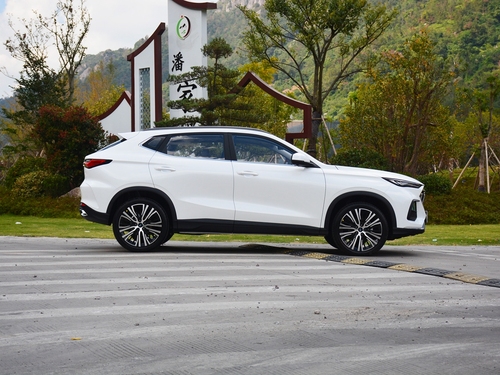 2021款 长安欧尚X5 1.5T DCT尊贵型