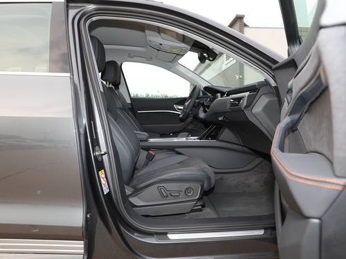 2021款 奥迪e-tron 50 quattro 臻选型