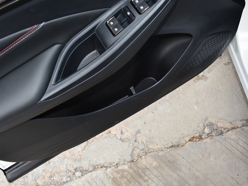 2021款 长安欧尚X5 1.5T DCT尊贵型