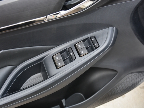 2021款 长安欧尚X5 1.5T DCT尊贵型