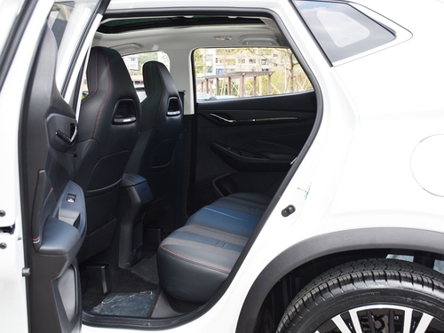 2021款 长安欧尚X5 1.5T DCT尊贵型