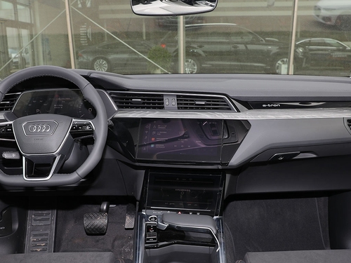2021款 奥迪e-tron 50 quattro 臻选型