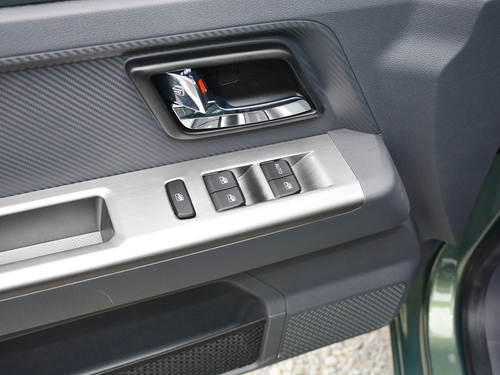 2021款 五菱征途 1.5L开拓型LAR