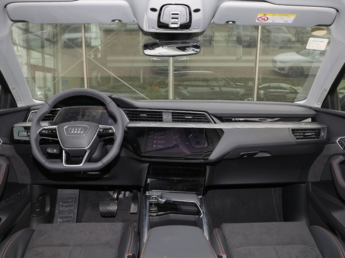 2021款 奥迪e-tron 50 quattro 臻选型