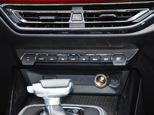 2021款 长安欧尚X5 1.5T DCT尊贵型